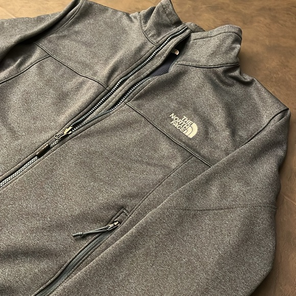 Men’s The North Face Heather Blue Windfall Jacket; Size: M - Picture 3 of 10